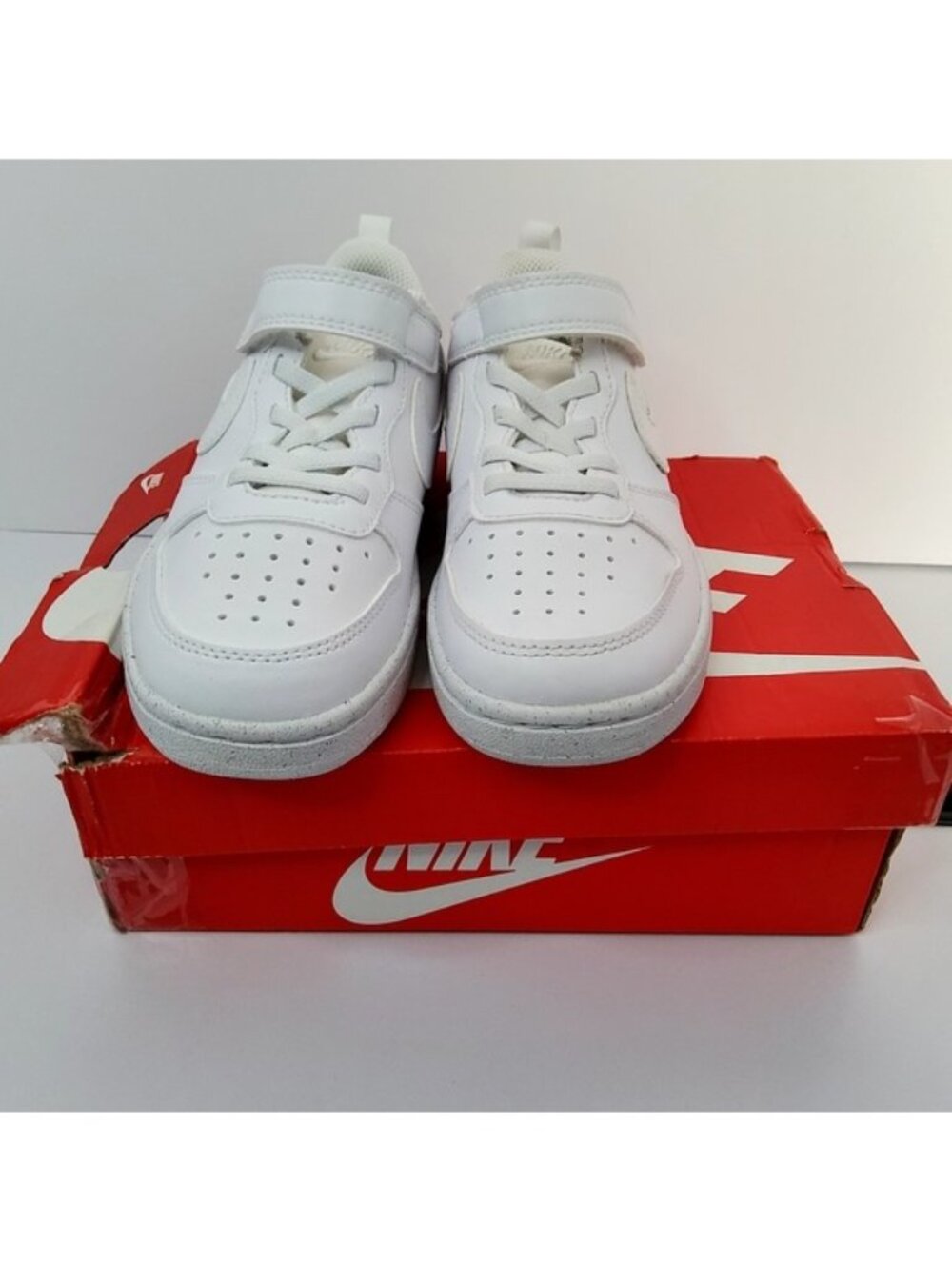 NIKE Boy's Sneaker Low Court Borough Low Recraft White White White Size 13.5C